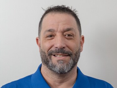 Staff member Jonathan Schatzberg from 674aa488a2f8