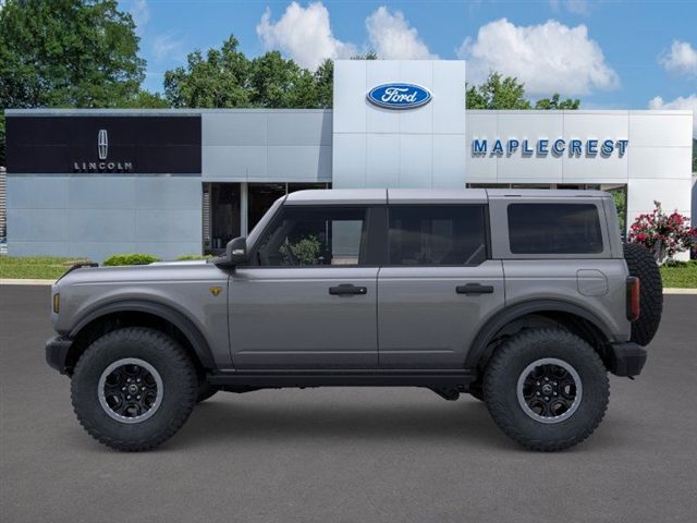 2025 Ford Bronco Badlands photo 3
