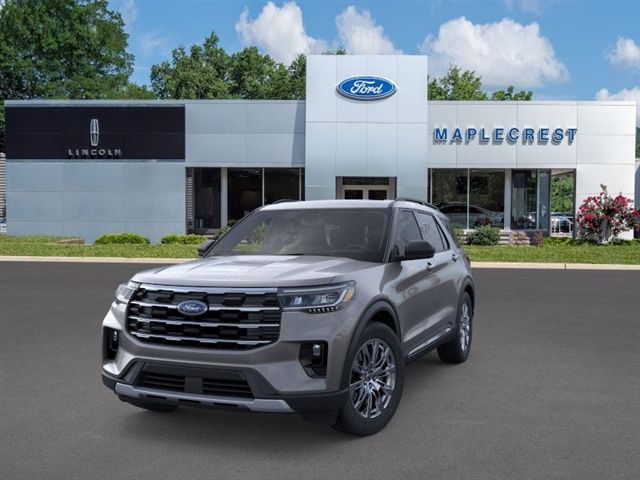 2025 Ford Explorer photo 2