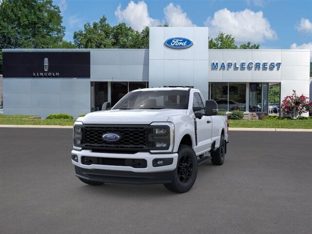 2024 Ford F-350 photo 2