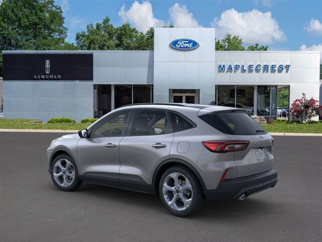 2025 Ford Escape ST-Line photo 4
