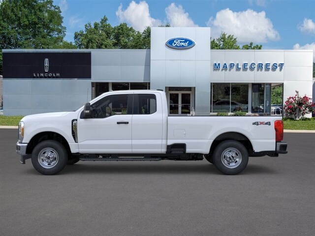 2025 Ford F-250 photo 3