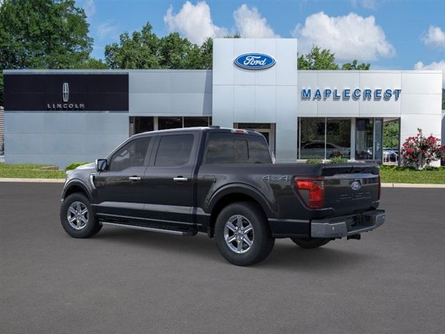 2025 Ford F-150 XLT photo 2