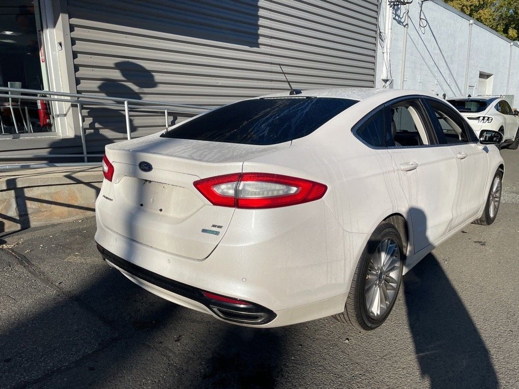 Used 2015 Ford Fusion SE Sedan