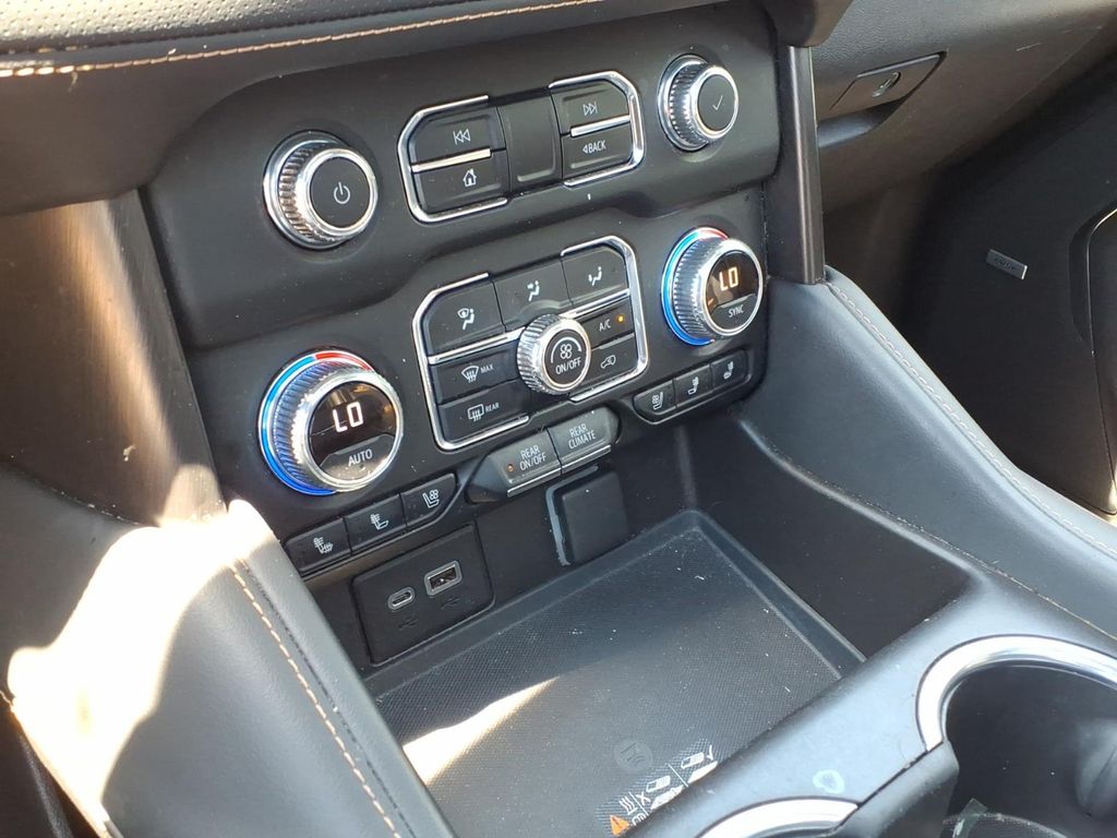 2021 GMC Yukon XL AT4 - Photo 12