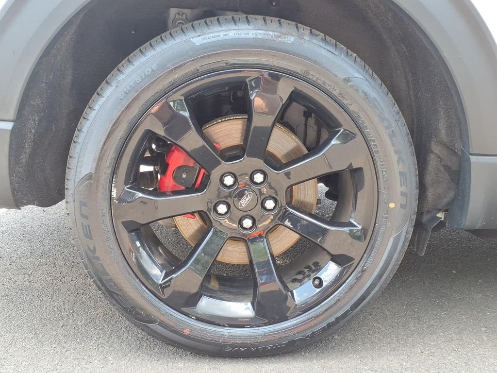 2022 Ford Explorer ST - Photo 24