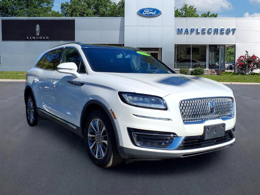 2019 Lincoln Nautilus Select