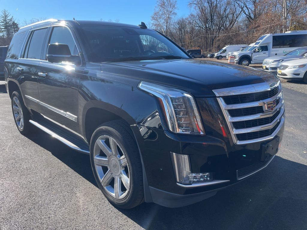 2020 Cadillac Escalade Luxury's photo