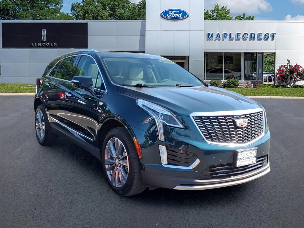 2025 Cadillac XT5