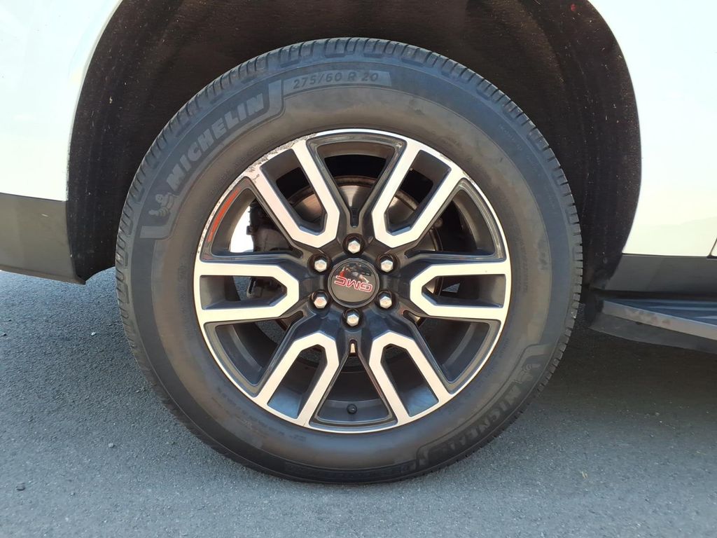 2021 GMC Yukon XL AT4 - Photo 23