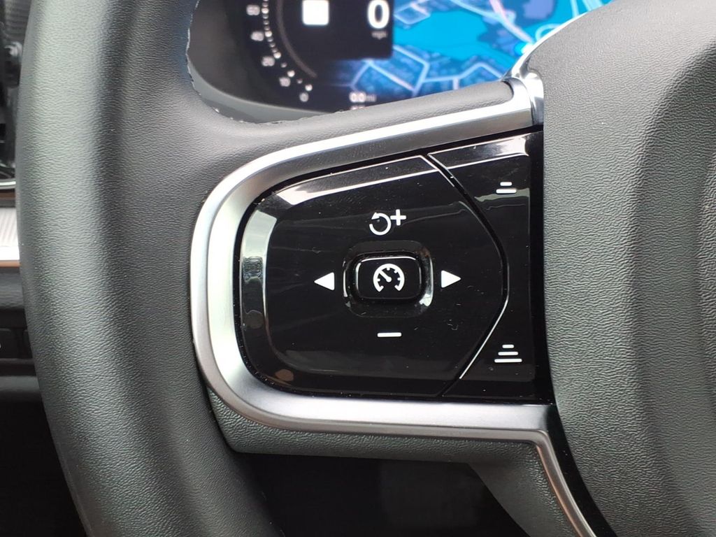 2024 Volvo V60 6
