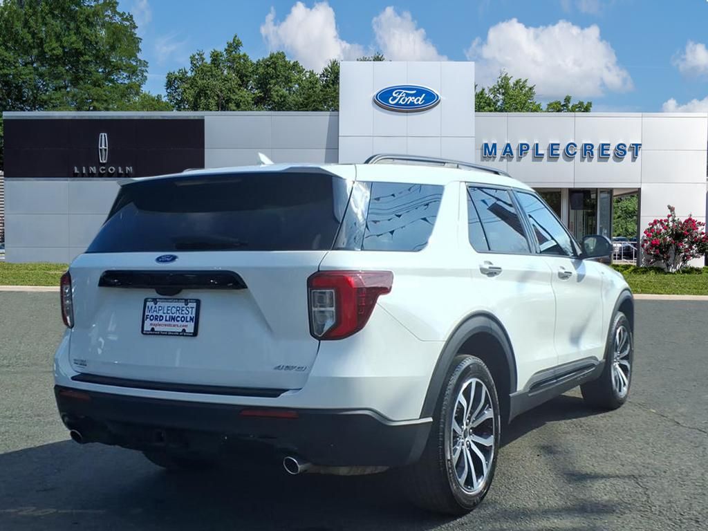2022 Ford Explorer ST-Line photo 4