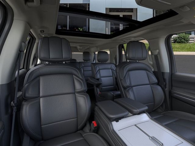 2025 Lincoln Navigator Reserve L - Photo 10