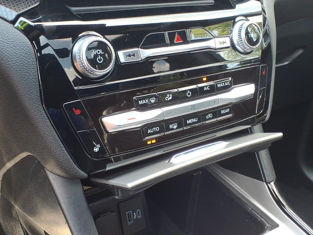 2022 Ford Explorer ST - Photo 11
