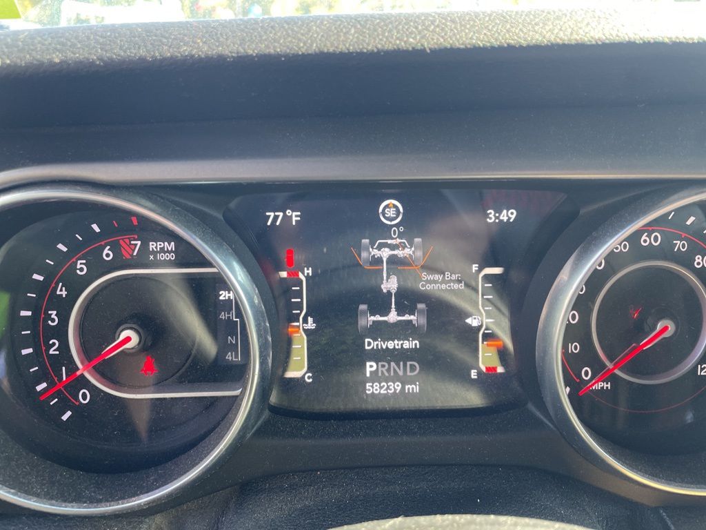 2019 Jeep Wrangler Unlimited Rubicon photo 2