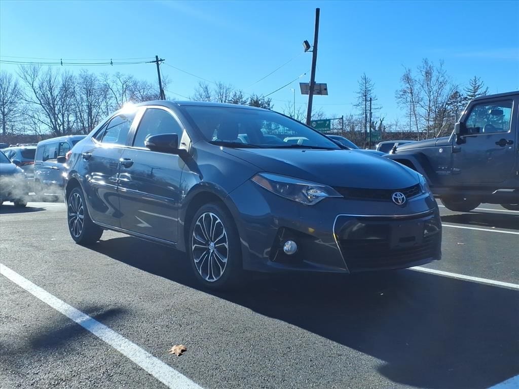 2016 Toyota Corolla S Plus