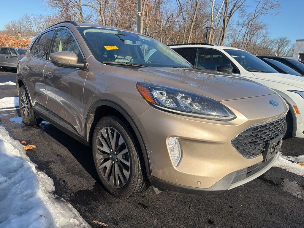 2020 Ford Escape Titanium