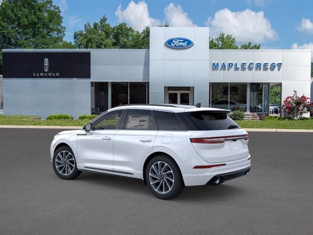 2026 Lincoln Corsair Grand Touring photo 4