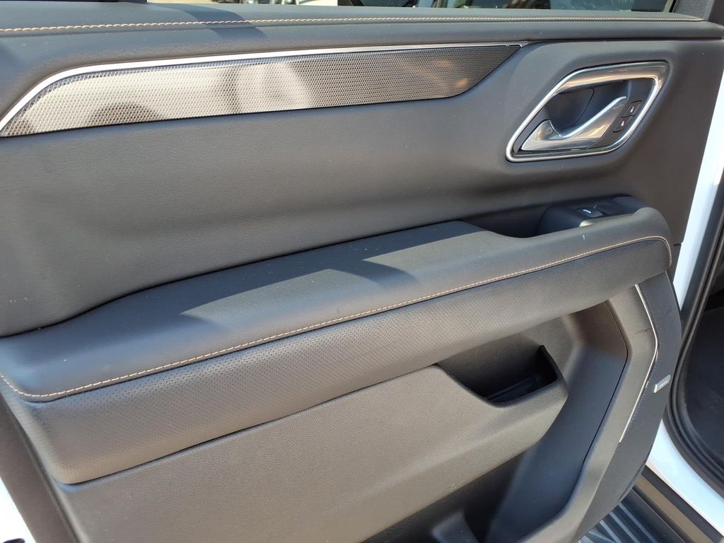 2021 GMC Yukon XL AT4 - Photo 15