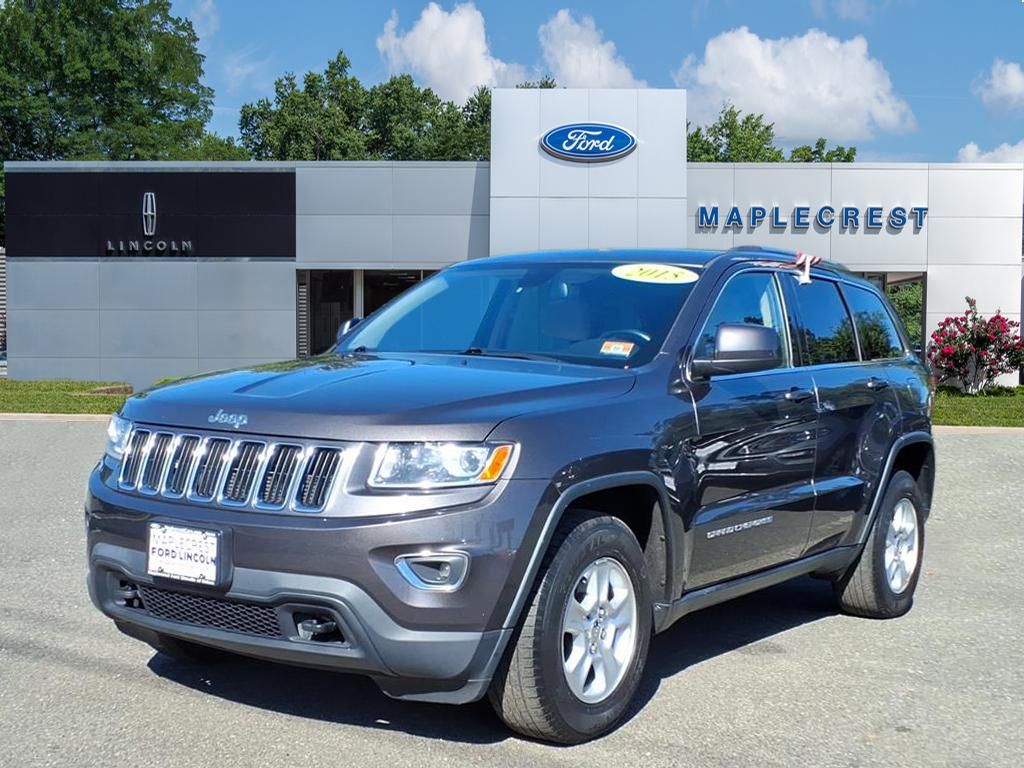 2015 Jeep Grand Cherokee Laredo photo 2