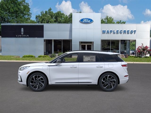 2026 Lincoln Corsair Grand Touring photo 3