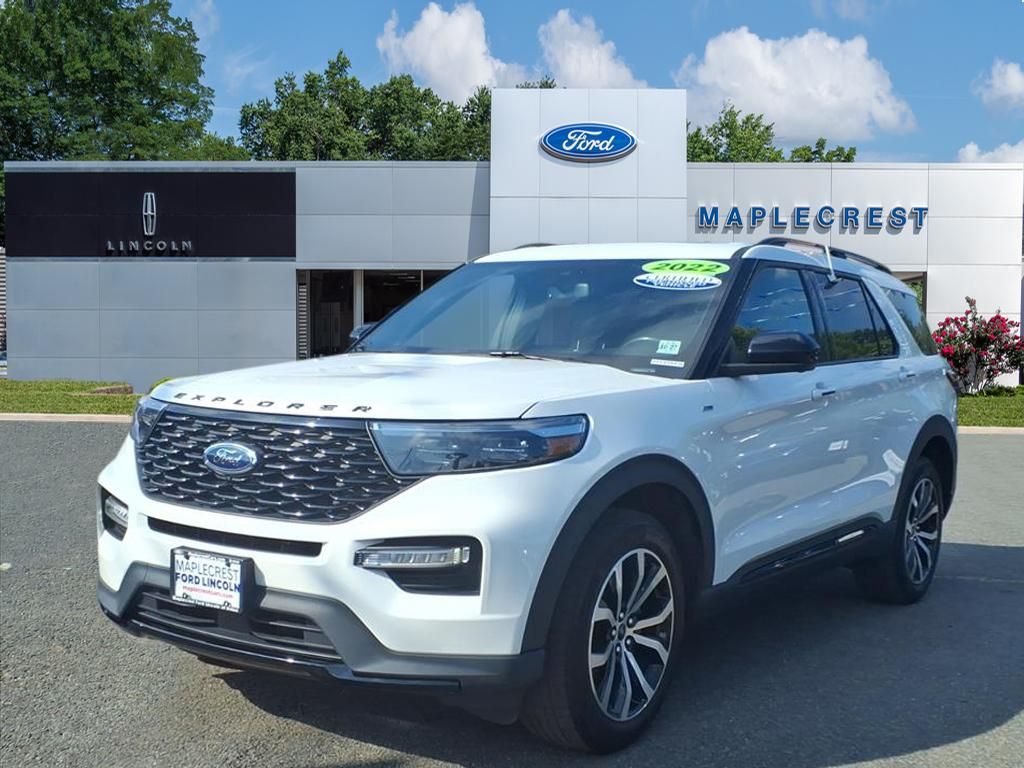 2022 Ford Explorer ST-Line photo 2