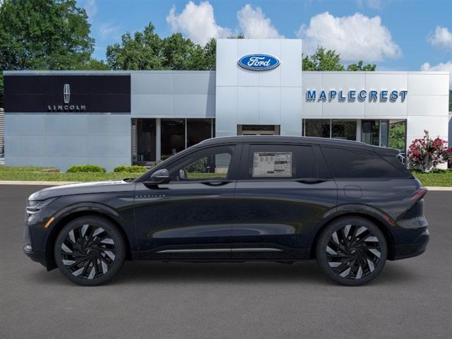 2026 Lincoln Nautilus Reserve photo 3