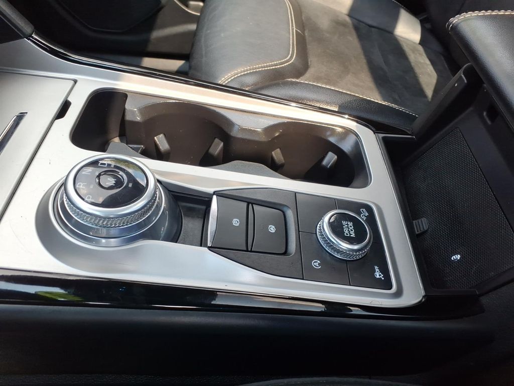 2022 Ford Explorer ST - Photo 12