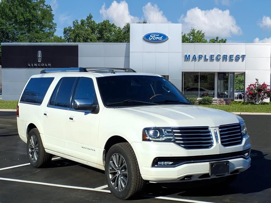 2017 Lincoln Navigator Select