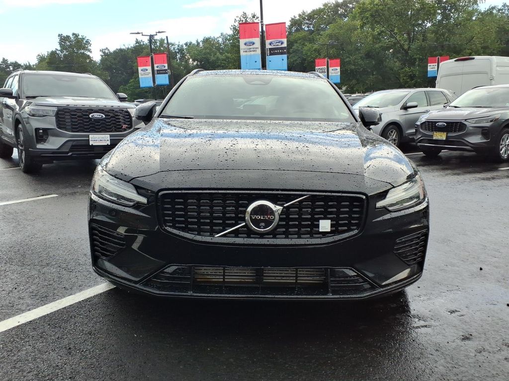 2024 Volvo V60 14