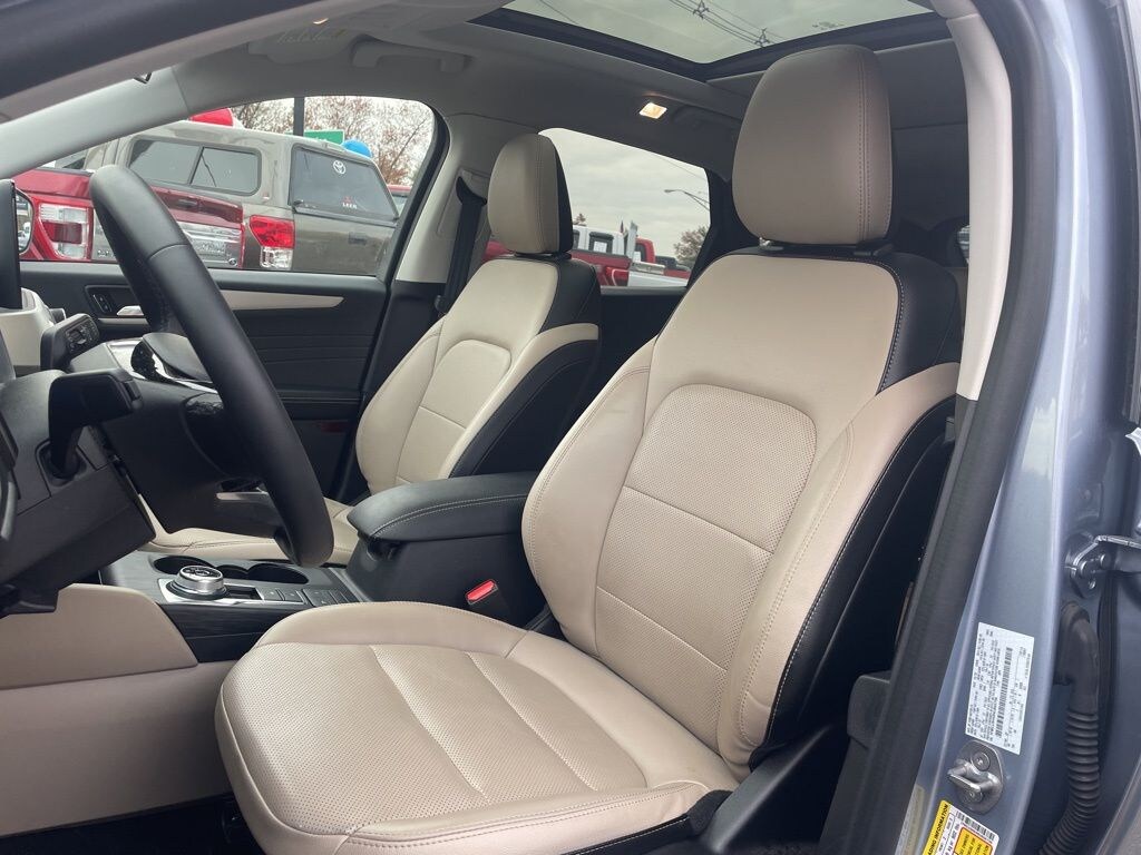 Used 2022 Ford Escape SEL SUV