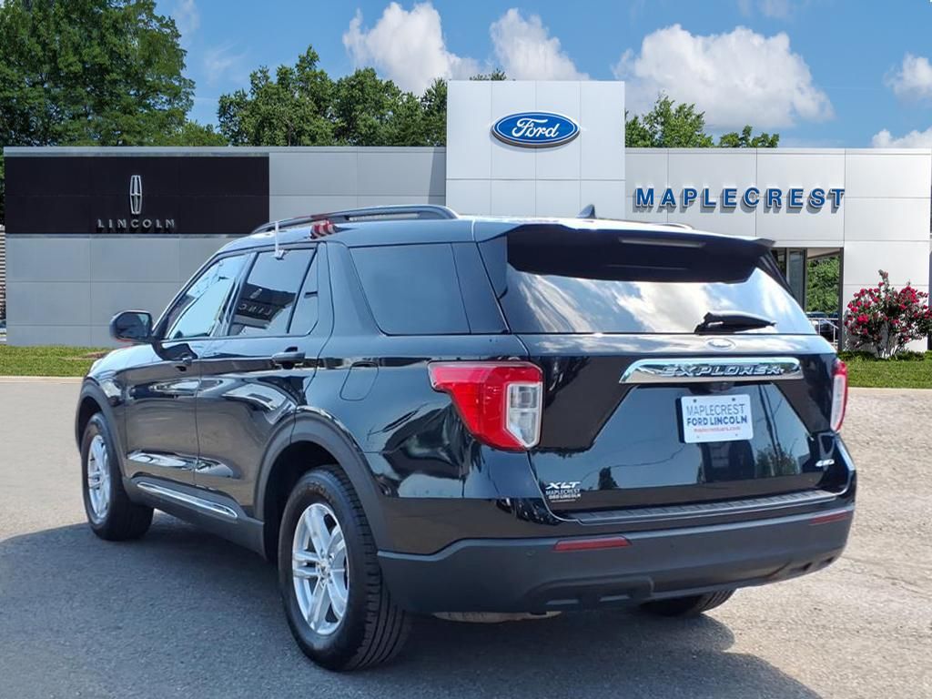 2022 Ford Explorer XLT photo 3