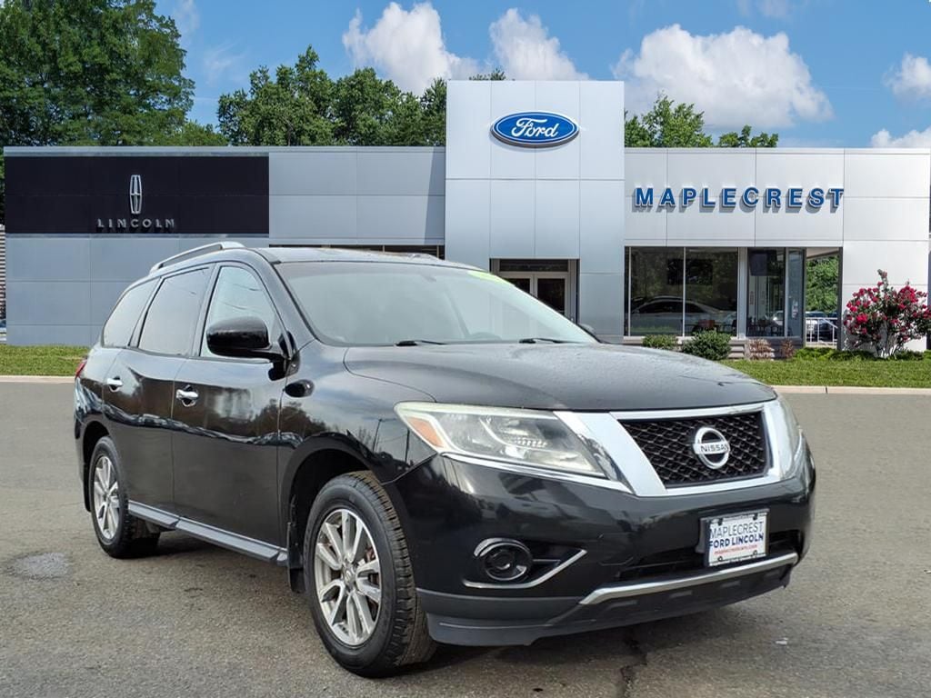 2013 Nissan Pathfinder SV
