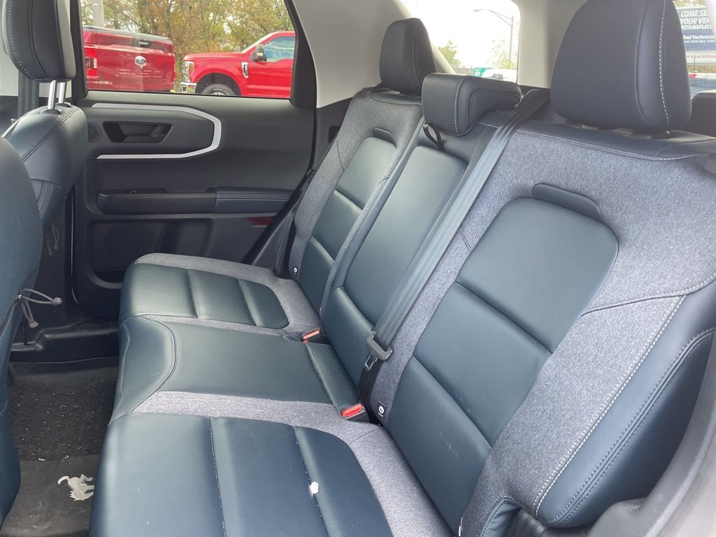 2023 Ford Bronco Sport Outer Banks photo 3