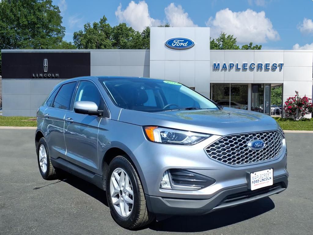 2024 Ford Edge SEL AWD's photo