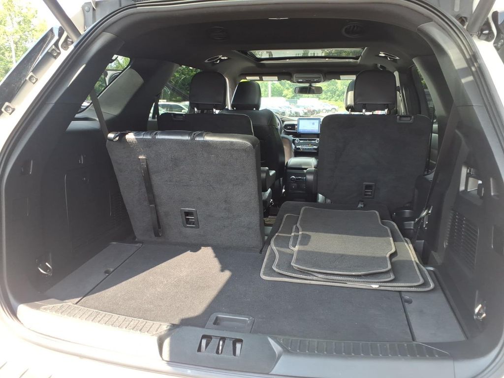 2022 Ford Explorer ST - Photo 28