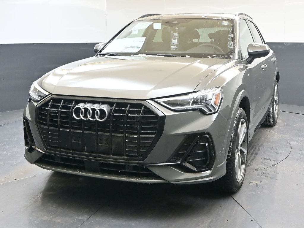 2025 Audi Q3 S Line Premium's photo