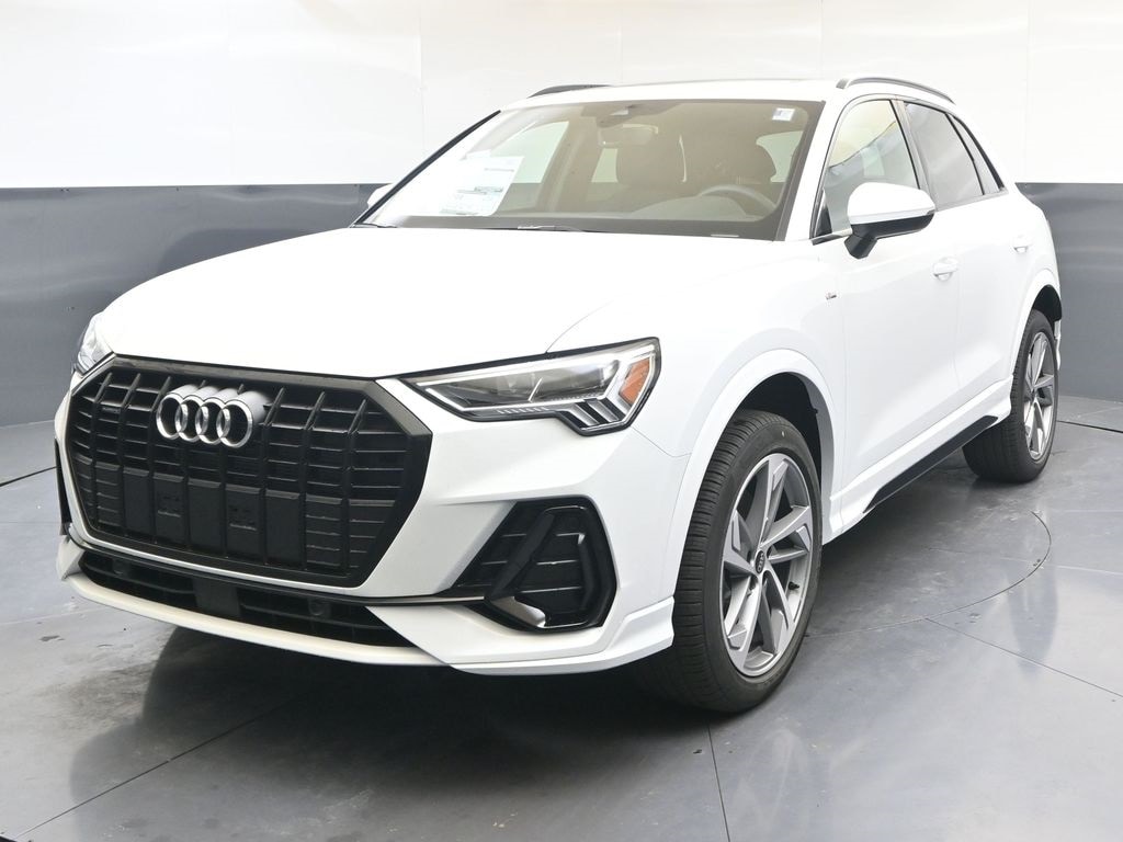 2025 Audi Q3 S Line Premium's photo
