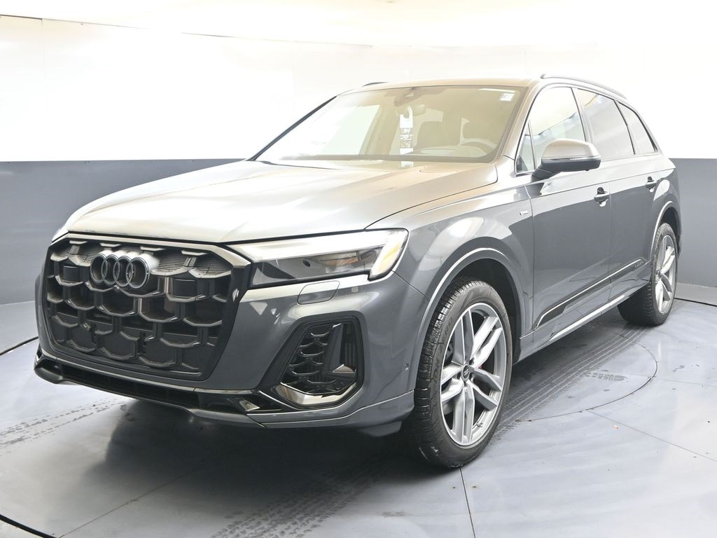 2026 Audi Q7 Prestige's photo