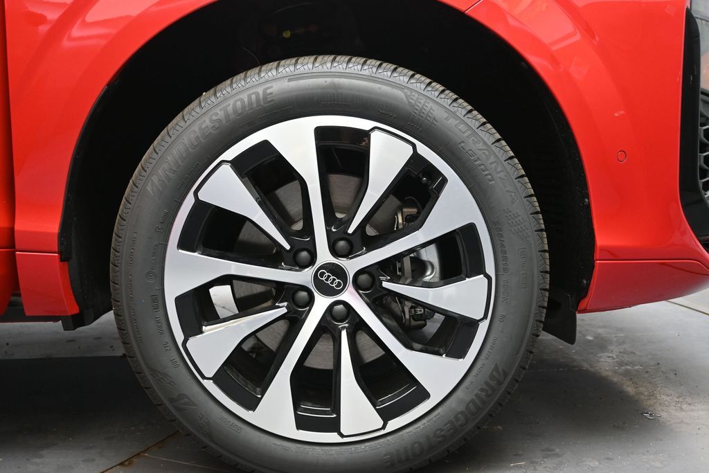 2026 Audi Q3 Base - Photo 10