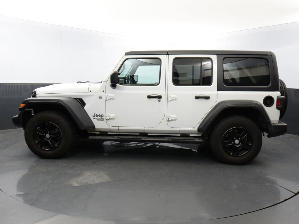 Used 2019 Jeep Wrangler Unlimited Sport with VIN 1C4HJXDN0KW685406 for sale in Kalamazoo, MI