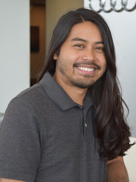 Staff member Randy Kim from 5683bbcddb01