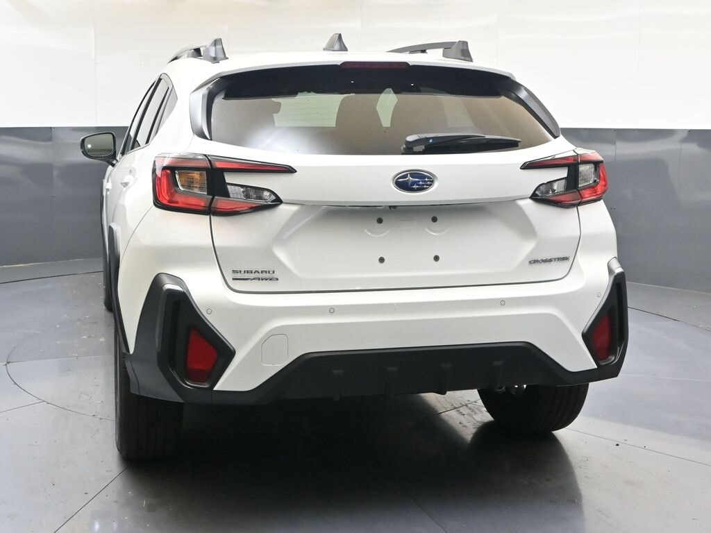 2025 Subaru Crosstrek Limited photo 4