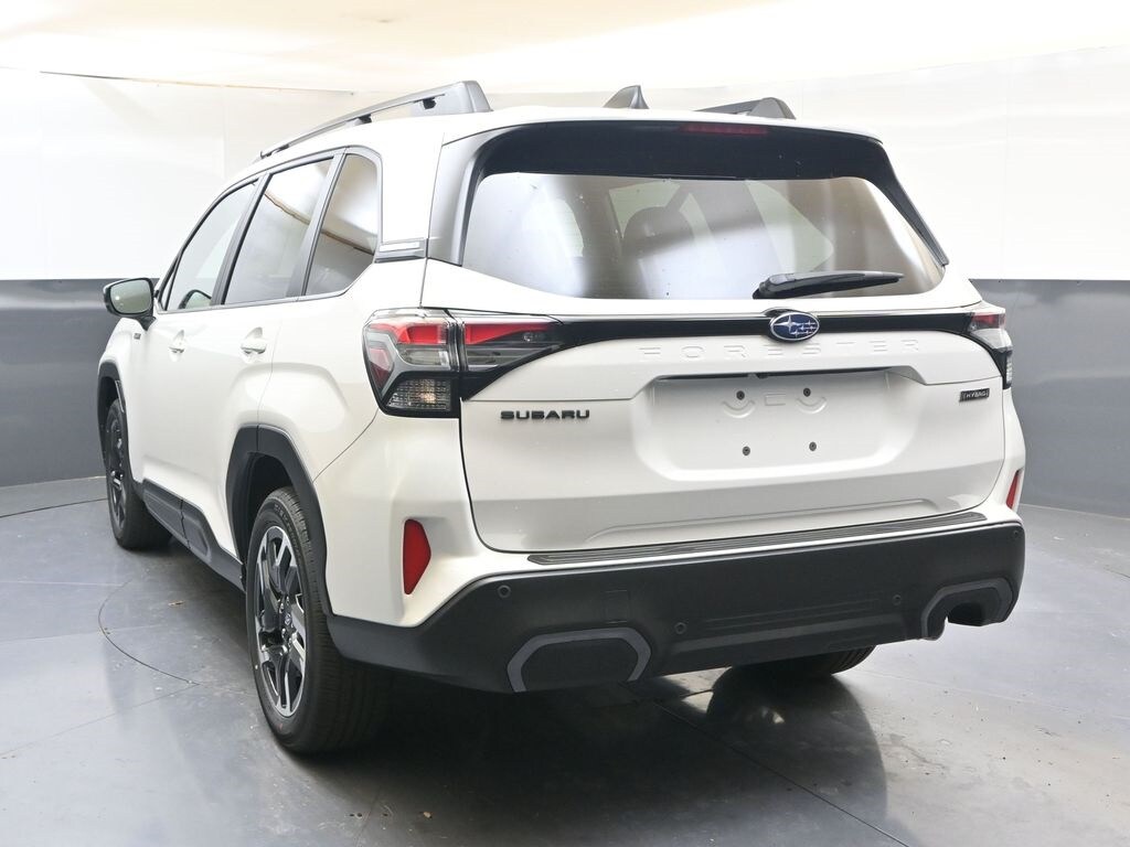 New 2025 Subaru Forester Hybrid Limited SUV
