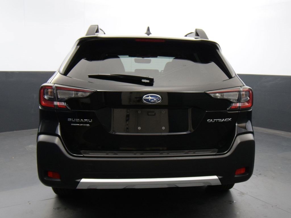 2025 Subaru Outback Limited photo 4