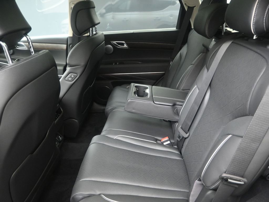 2025 GENESIS GV80 Prestige - Photo 18