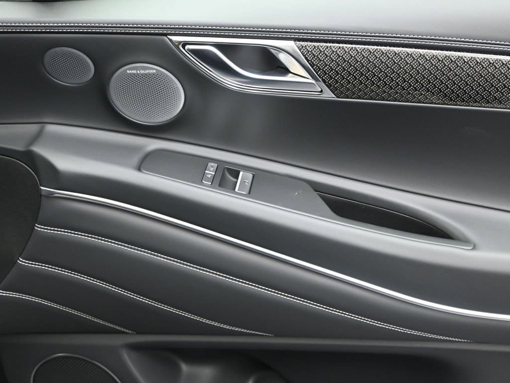 2025 GENESIS GV80 Coupe E-SC - Photo 11