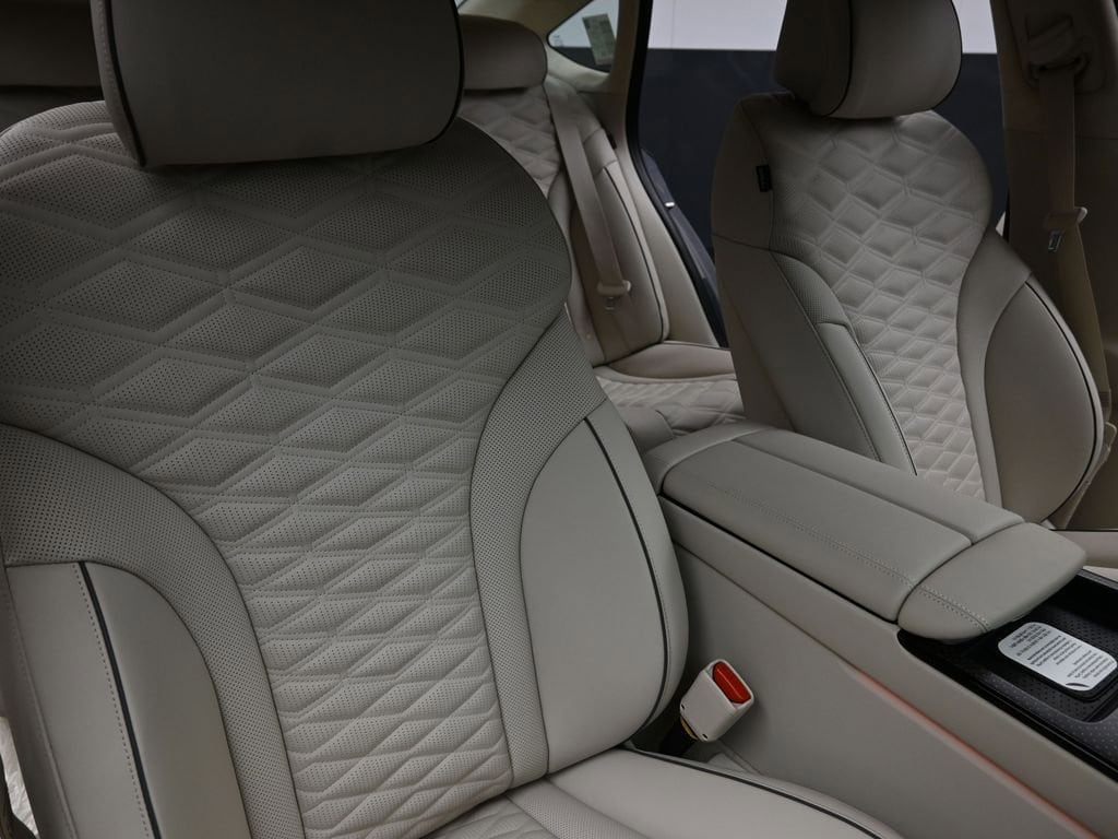 2026 GENESIS G80 Sport Prestige - Photo 14