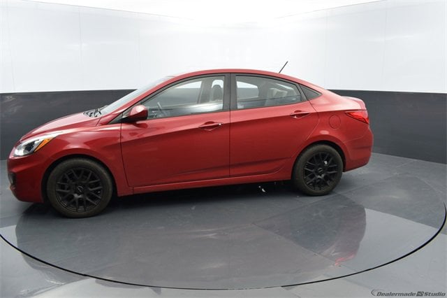 Used 2016 Hyundai Accent SE with VIN KMHCT4AE3GU995913 for sale in Kalamazoo, MI