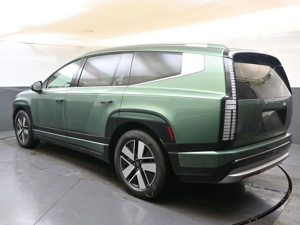 Used 2026 Hyundai IONIQ 9 SEL SUV